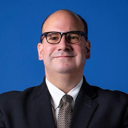 Dr. Raúl Garza Bulnes